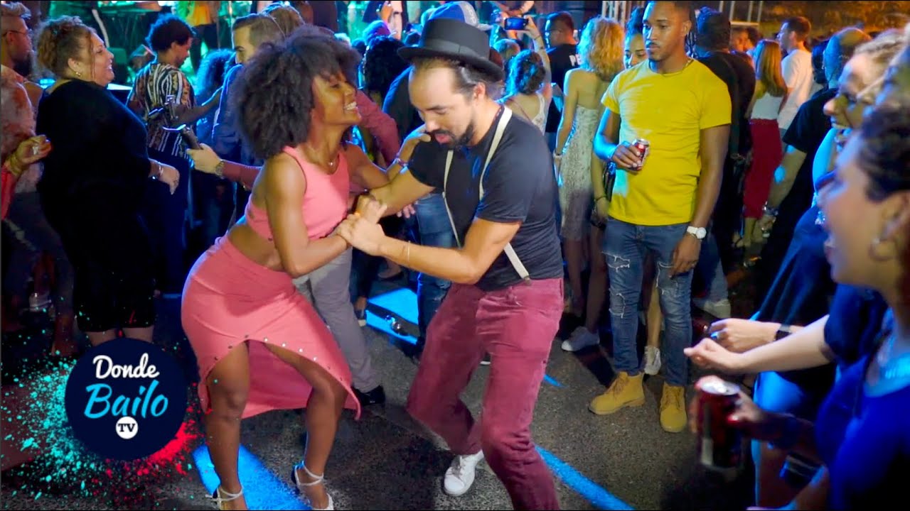 ¡Wow! Aleman y Cubana Bailando Salsa y Guaguanco | Baila en Cuba 2019
