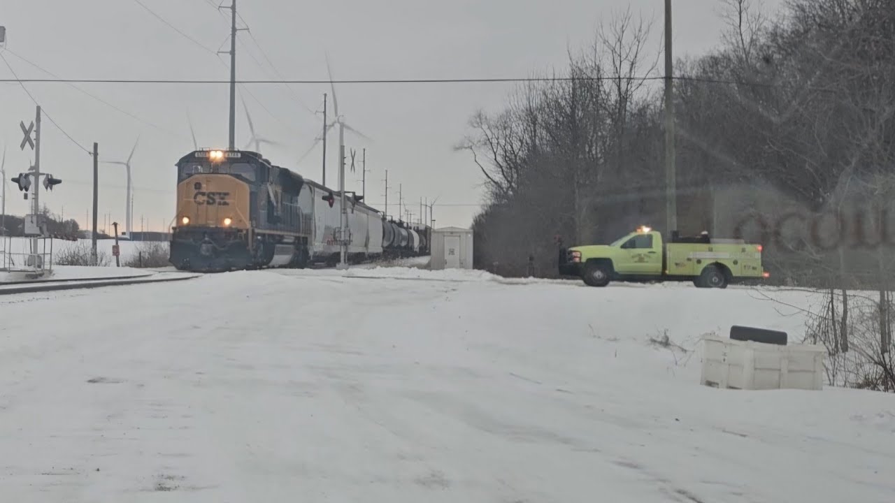 Northbound CSX Mixed Freight With A Single Locomotive Up Front And A DPU In The Middle.1/30/26