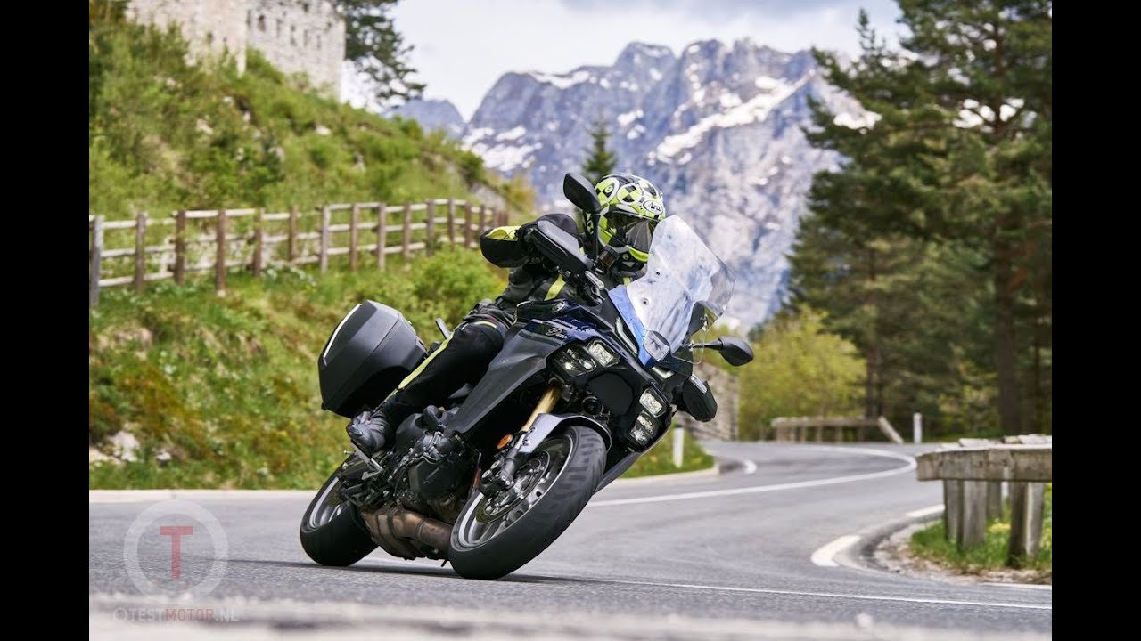 2025 Yamaha Tracer 9 GT+  action riding