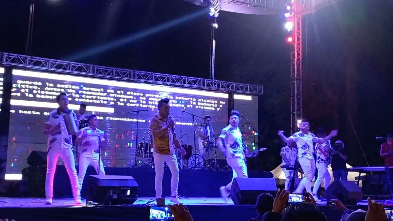 Yulios kumbia no me engañes nunca y solo por tu amor en vivo paseo bravo 2021 dia del músico 🎉🎉🎉