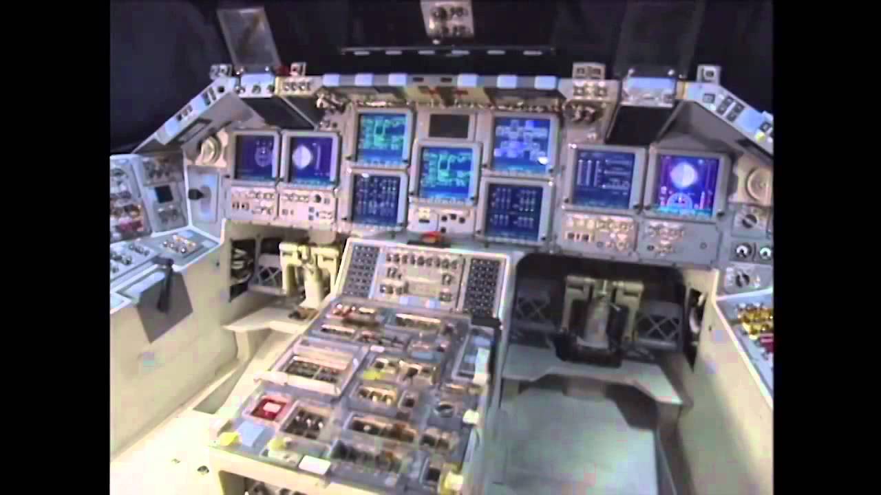 Space Shuttle: the Glass Cockpit