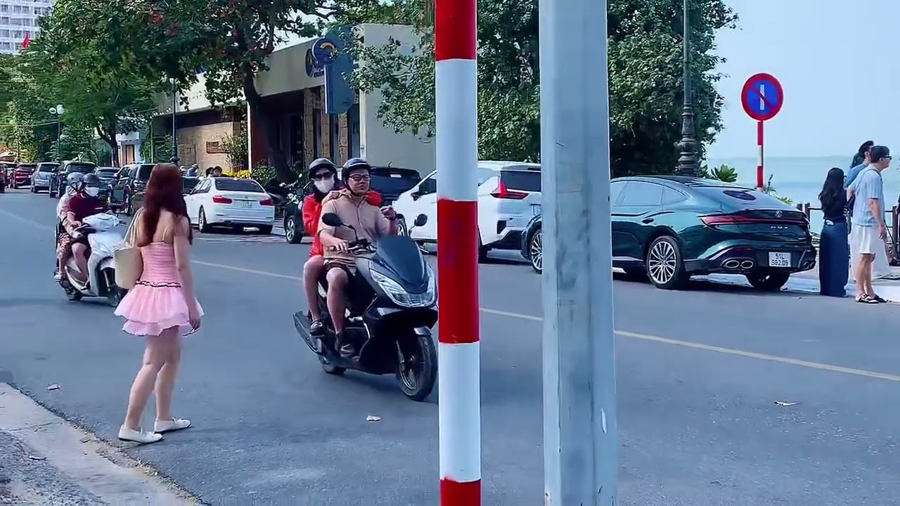 Du xuân ngày tết 2026 vui quá mọi người ơi