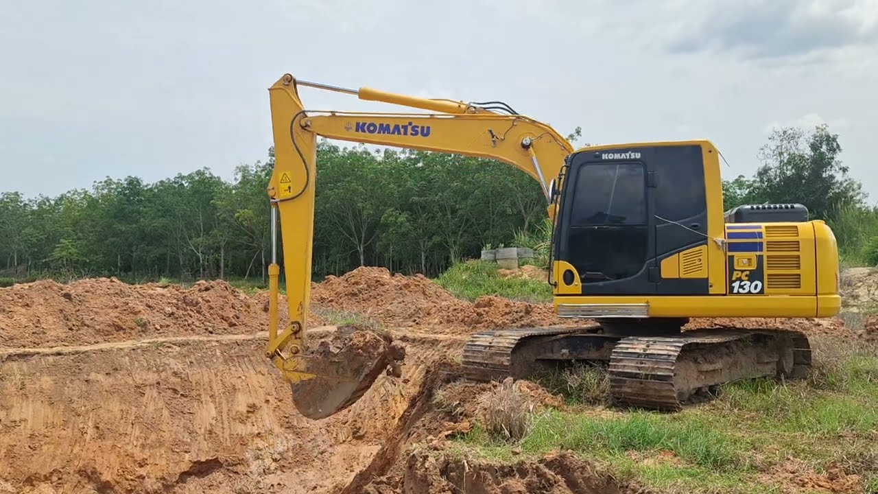 โบลั่นทุ่งรุ่นกลับกระบอก komatsu pc130-10mo ขุดบ่อเล็กฝีมือ excavator