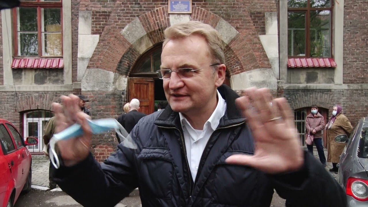 Інвестиція Львова в Дубляни: водопостачання, басейн, оновлена площа, ремонти в лікарні
