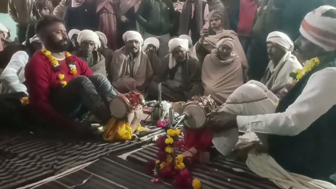 महिपाल सिंह गोटिया भेतपुरा सौरभ राजपूत बरोदा बुंदेलखंड केशरी सुंदर ढाक बजोटी करते हुए 