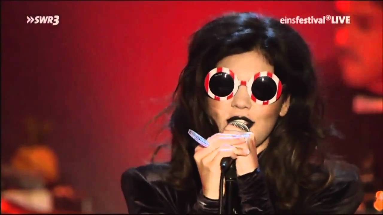 Marina & The Diamonds - The Outsider (Live @SWR3 New Pop Festival)