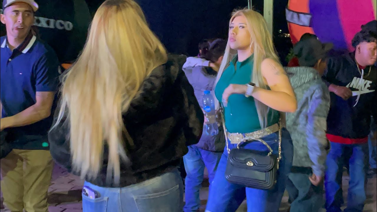 WOW!! QUE ALEGRES SON LOS DE SAN MARCOS ARTEAGA,QUE BONITO BAILAN ESTO SI  ES DIVERTIRSE SANAMENTE