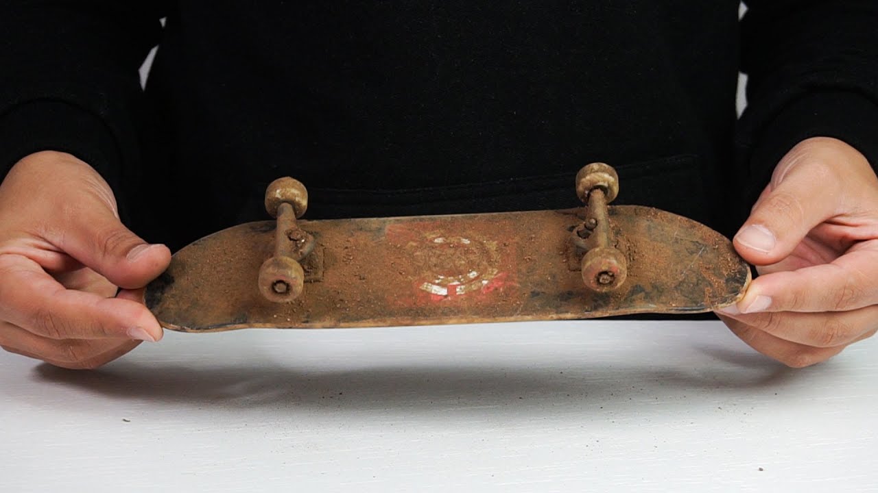 ABANDONED HANDBOARD RESTORATION - DIY WOODEN DECK (SATISFYING)