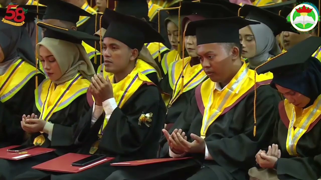 Pembacaan Doa Acara Wisuda- Ustd. Suki