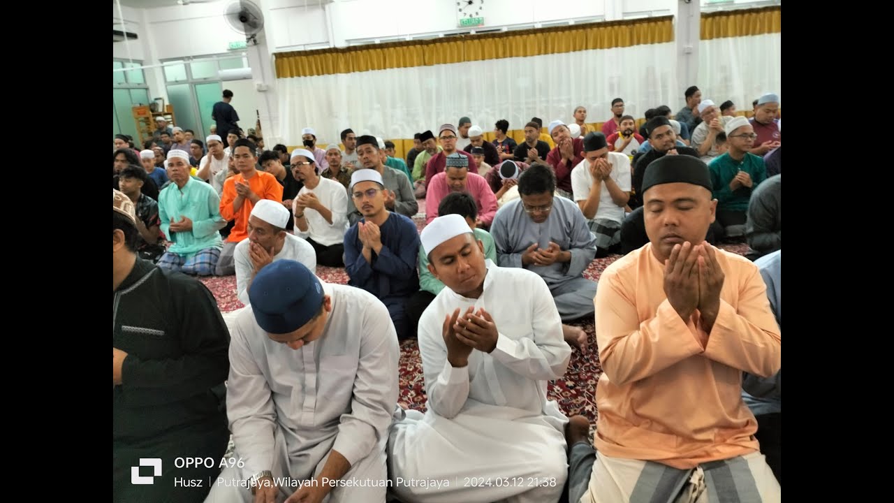 SOLAT TERAWIH DI SURAU AR-RAYYAN @ LARAI PADA 19/3/24