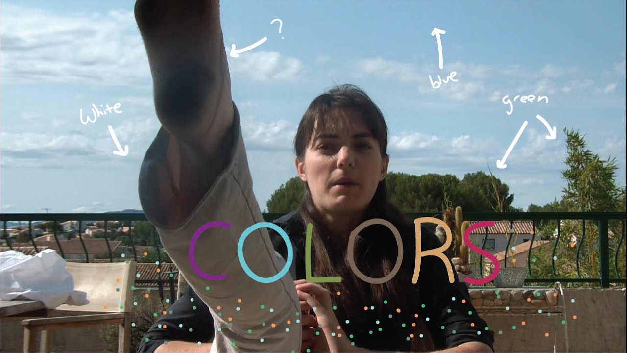 Weekly French Words with Lya - Colors