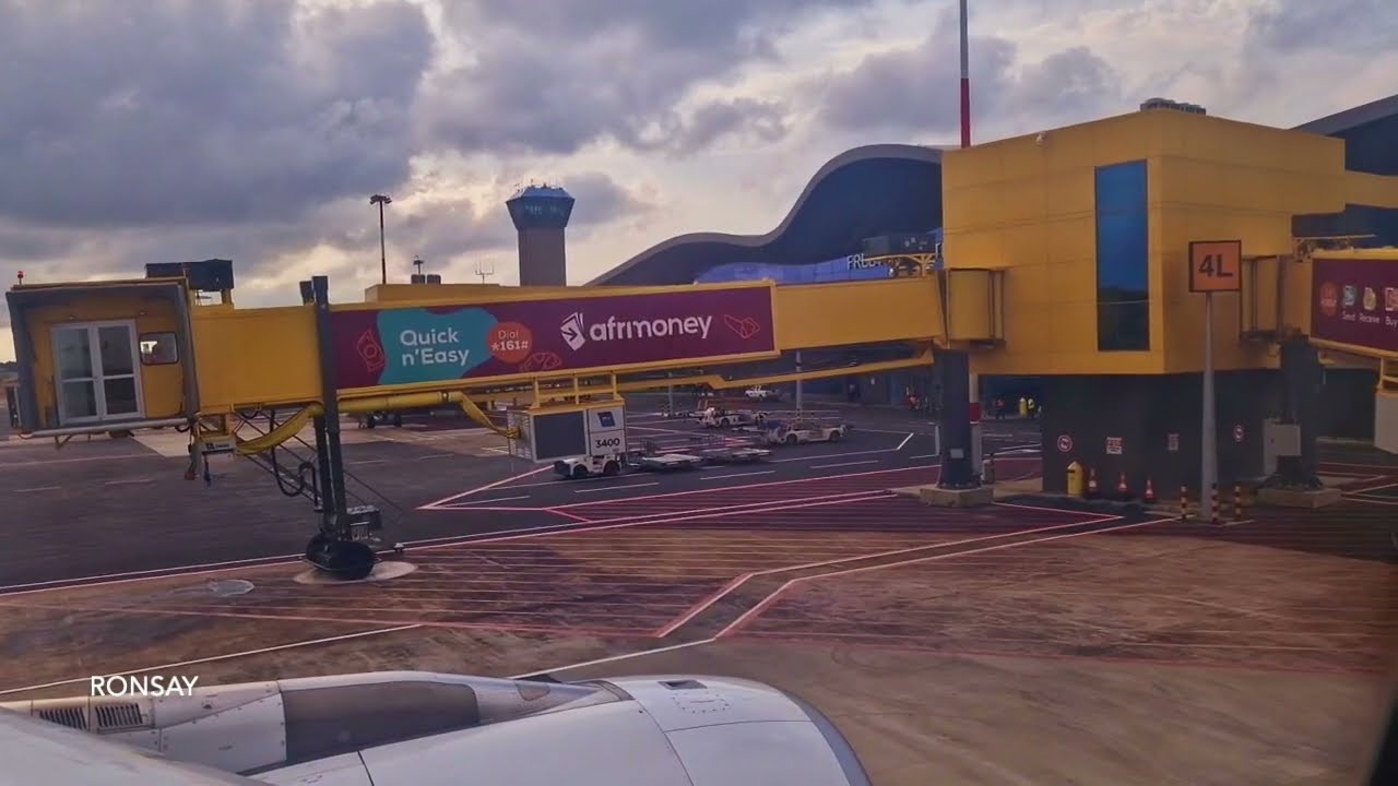 LANDING IN FREETOWN INTERNATIONAL AIRPORT #freetown #sierraleone sierr