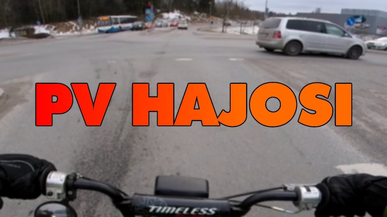 SUZUKI PV JÄTTÄÄ LIIKENNEVALOHIN