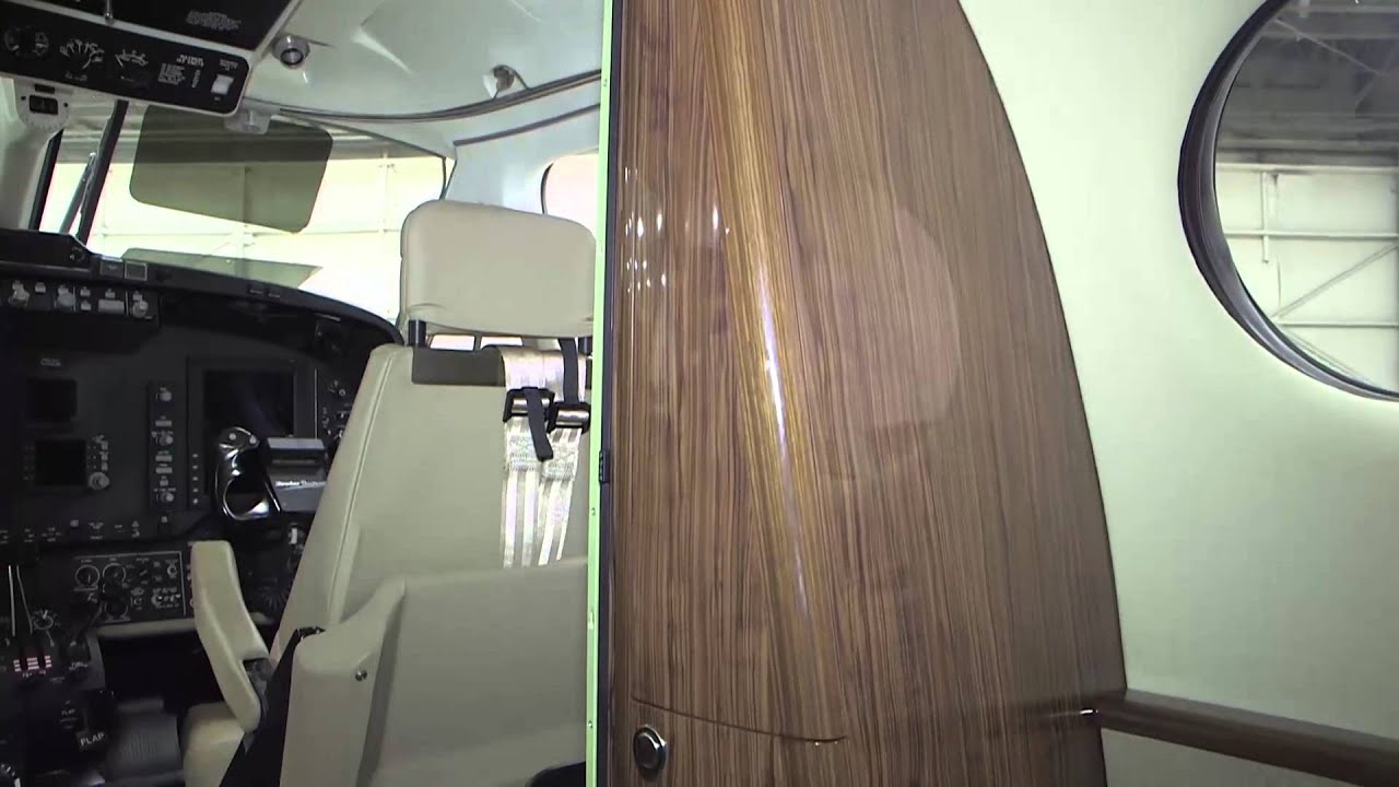 Removal and Installation of B300 Passenger Compartment Left & Right Forward Cabin Partitions