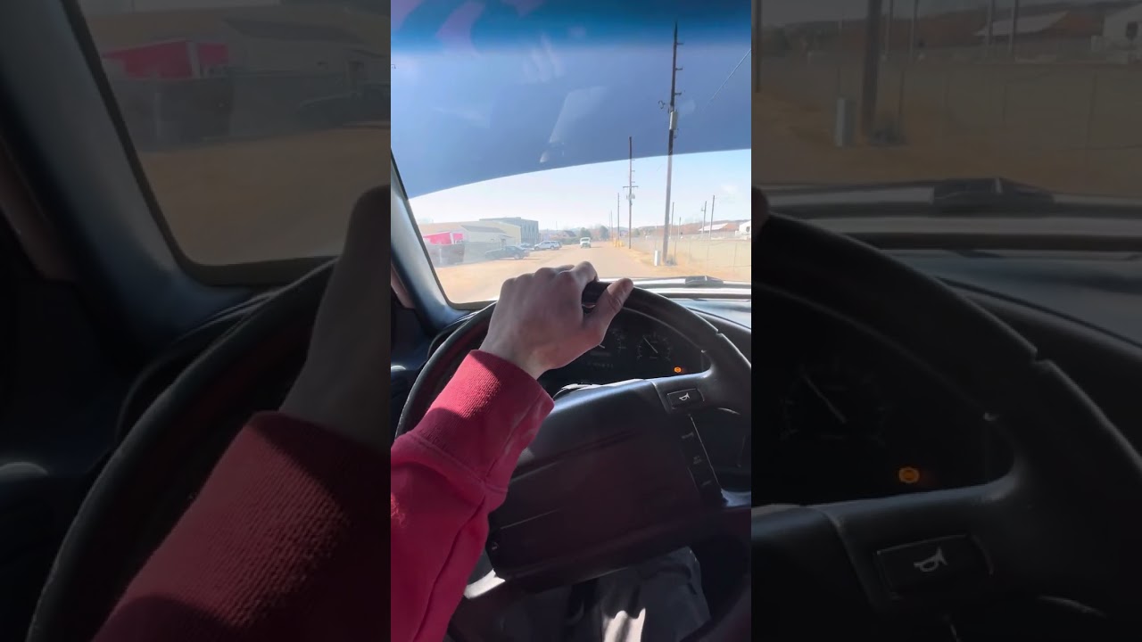 1996 Ford Bronco drive around video.