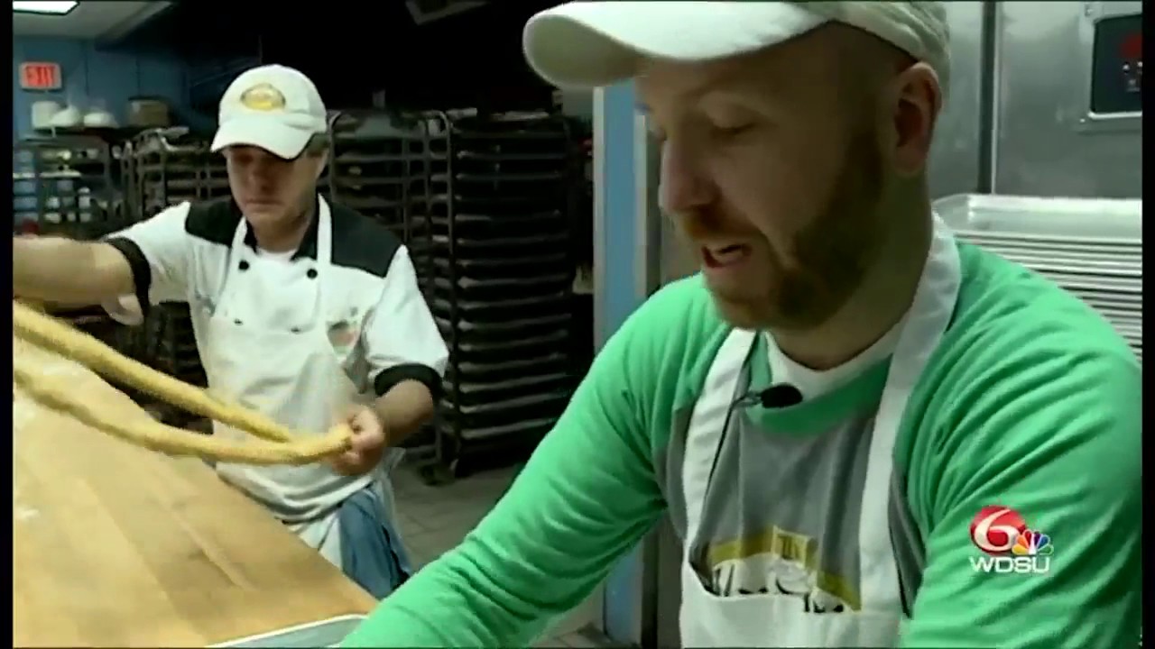 King cake madness begins at Haydel's Bakery