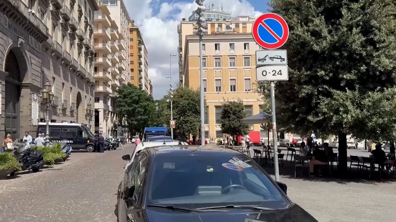 Disagi a Napoli tra abusivismo e illegalit&agrave; post vacanze