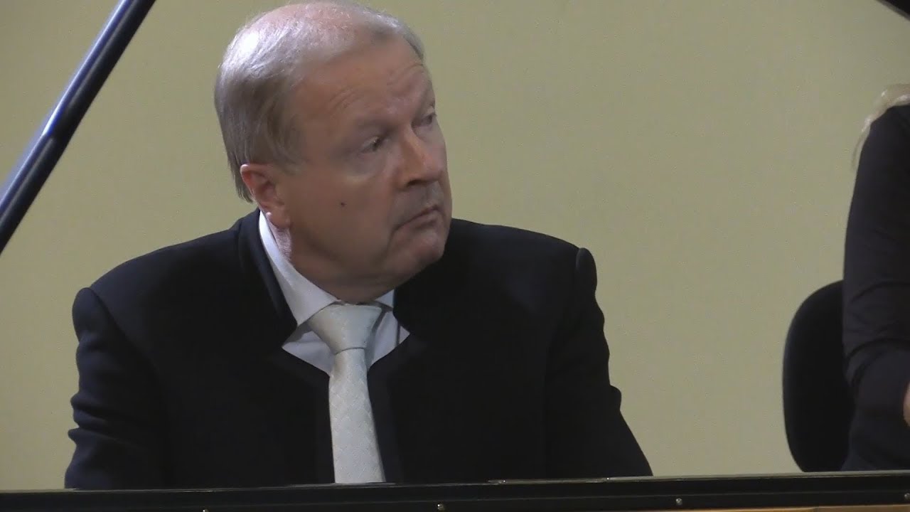 Mozart Piano concerto No. 9 in E-flat major K. 271