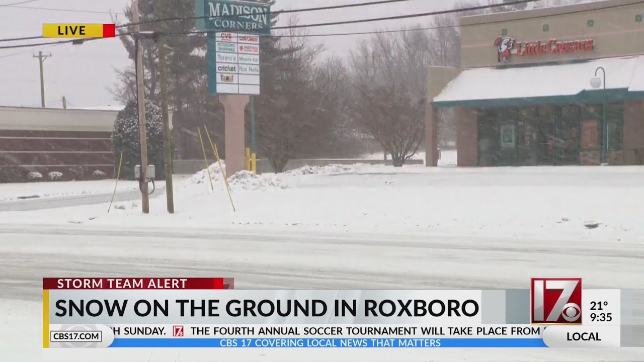 Snow falls (again) in Roxboro