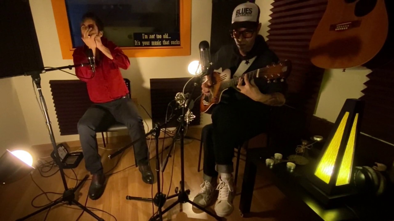Chino & Tota: I almost lost my mind (I.J. Hunter)