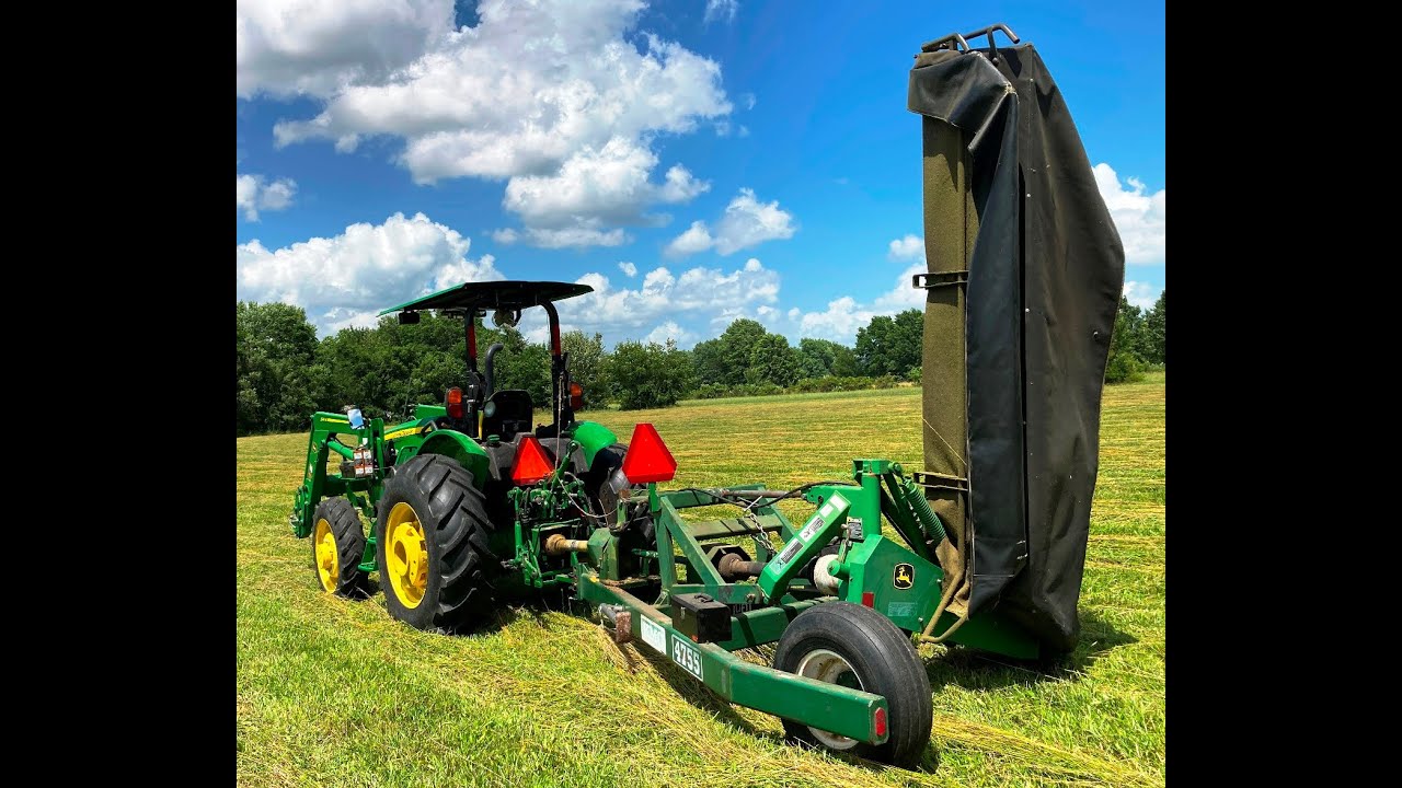 Cutting Hay John Deere 5065E & John Deere 275 Disc Mower
