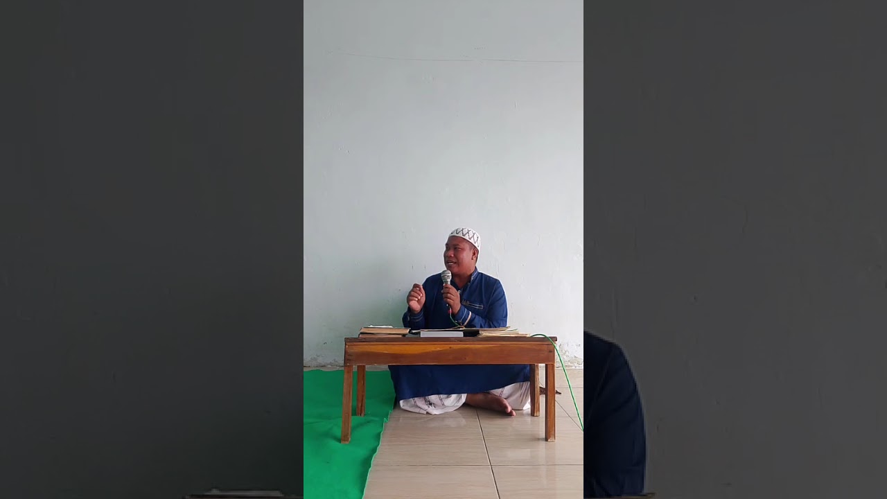 Kajian kitap nasohiddiniyah di pondok pesantren asathinul ilmi bersama kh muhammad hasan asy ari 