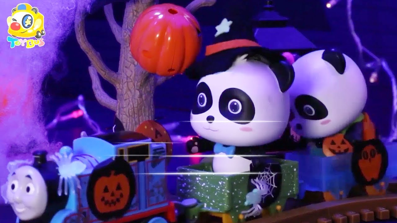 きかんしゃトーマス大冒険❤ハロウィンごっこ❤トイバス（ToyBus) キッズ おもちゃアニメ
