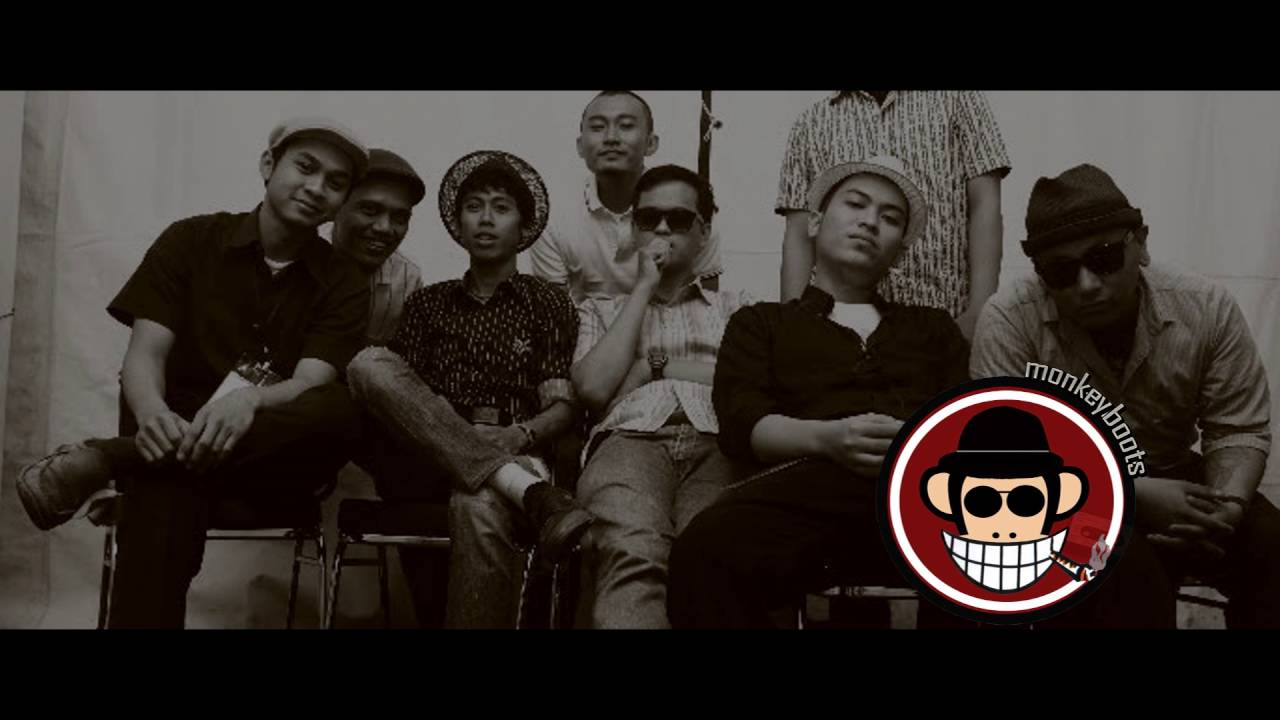 MONKEY BOOTS - ASTAGA