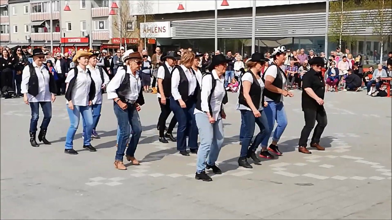 Dansens dag Brotorget Bolln&auml;s 27/4 2019