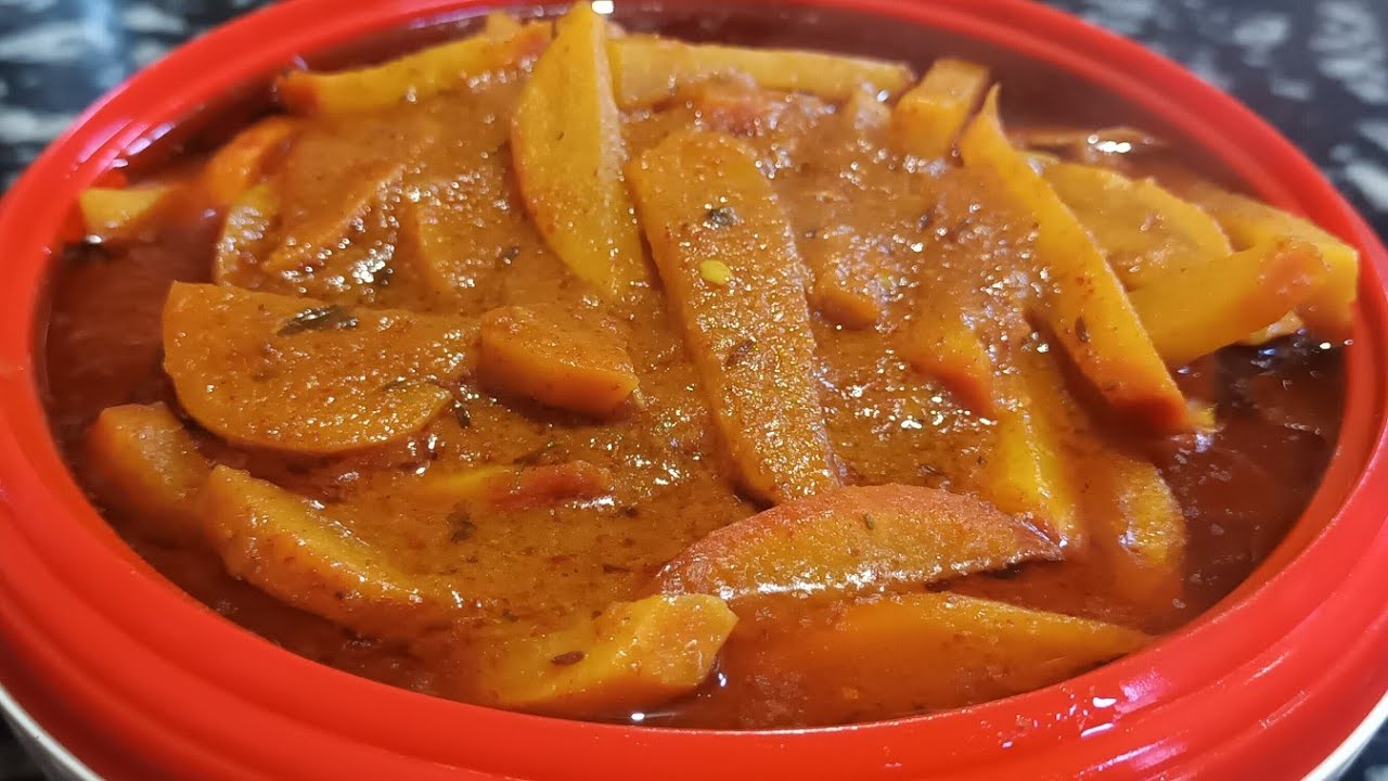 Khatti Mooli Ki Sabzi | Mujj Kael | Khatti Radish Ki Recipe Kashmiri Style
