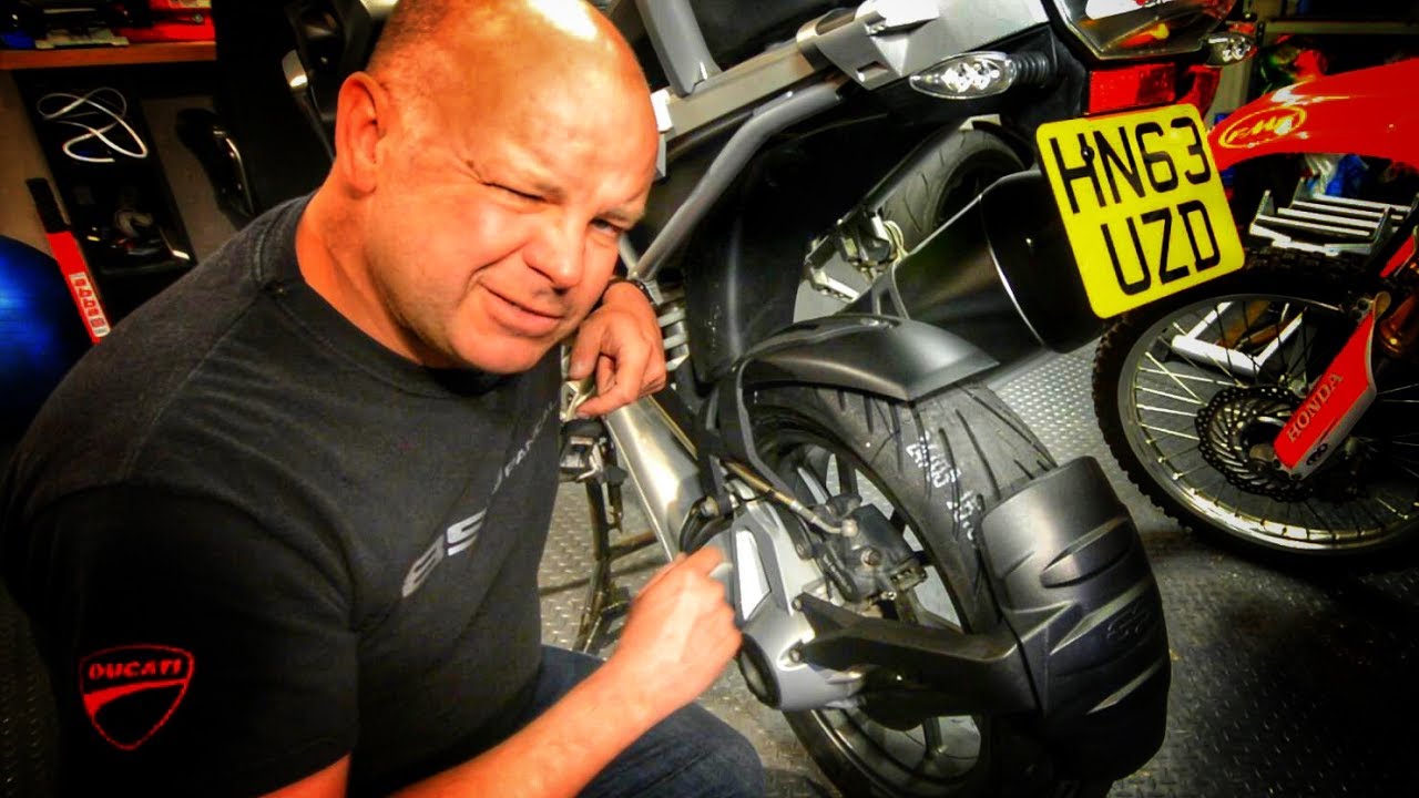 Are the new Avon Spirit ST the best Sport Touring Tyre for the BMW R1200GS? Review Part 1