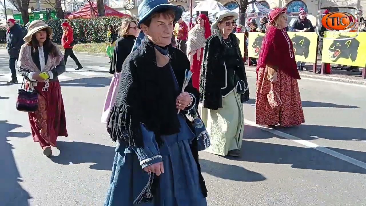 Storico Carnevale di Ivrea 2026 - sfilata gruppi e bande domenica 15 febbraio 