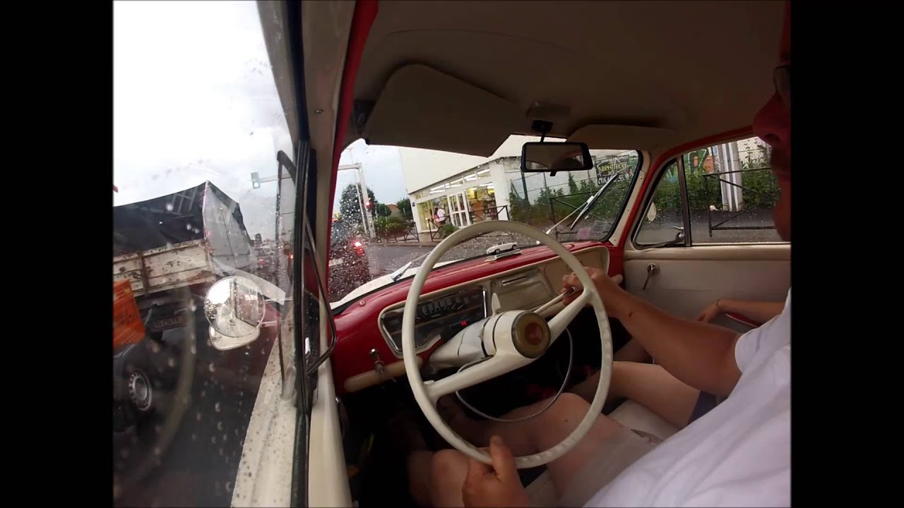 Simca aronde  avec une gopro