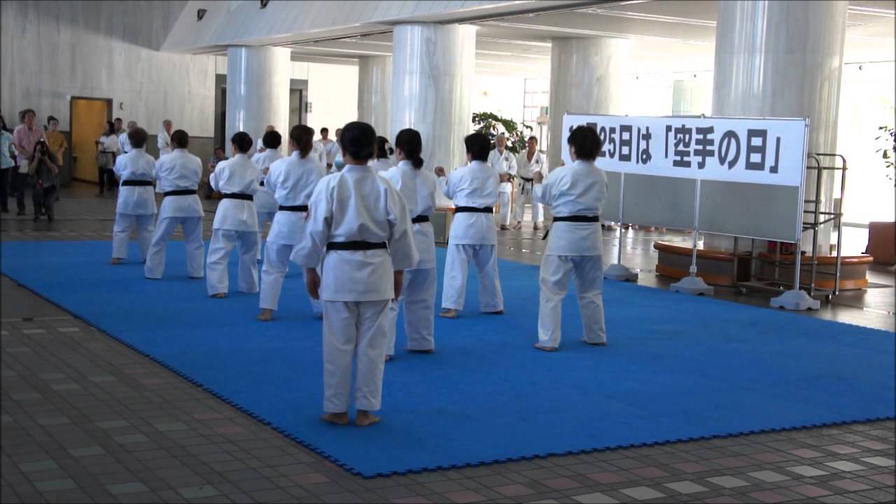 Group demo by the Machida ladies-only dojo to celebrate 'Karate Day' in Okinawa - October 25th 2012.