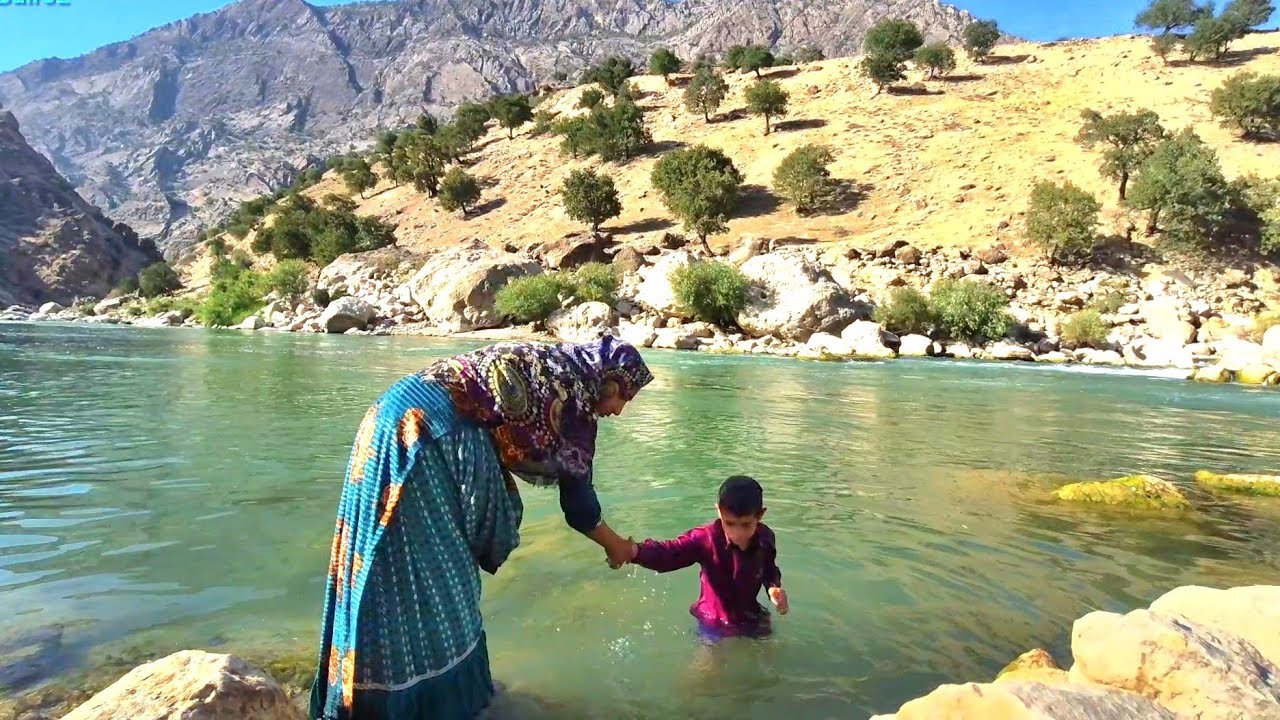 Surviving Hard Kuch-Neshini Life: Single Mother & 4 Kids by Khersan River in Zagros | BALROZ
