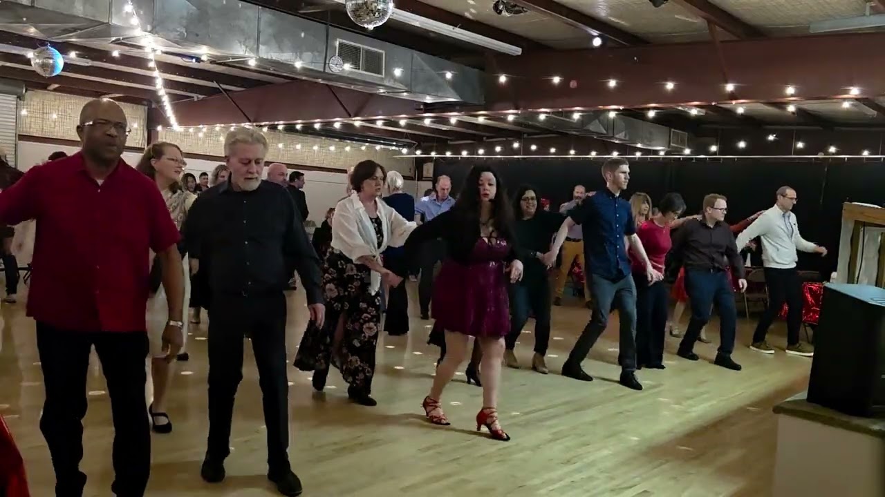 SALSA Class; Lesson; Salsa Meets Bachata Latin Dance; Coavh Natalie Foreverland