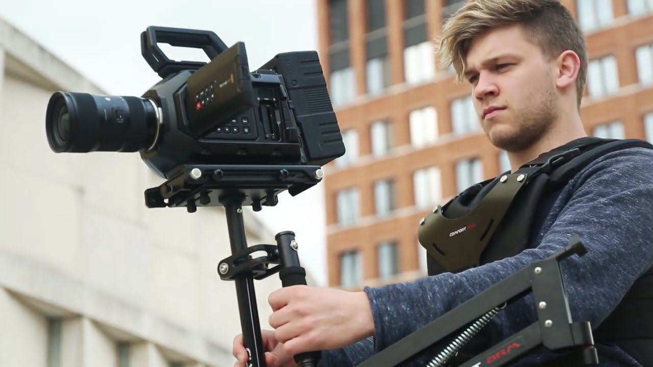 Система стабилизации видеокамеры FLYCAM HD-5000 с удобным кронштейном и жилетом.