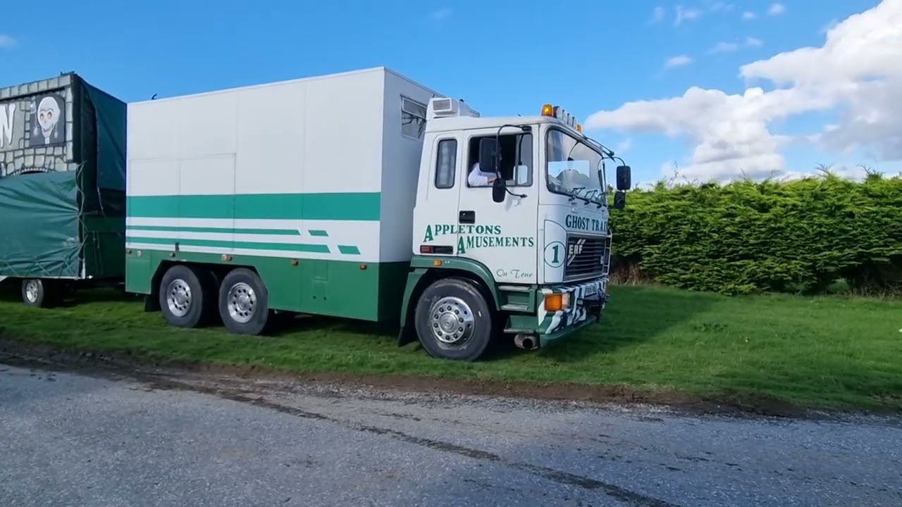 NIPPER APPLETON PULLING ON TO SUMMERCOURT FAIRGROUND 2025 