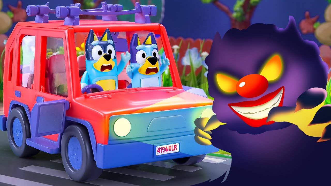 BLUEY The Mystery Monster! 🐾👹 Park Investigation | Funny Toy Pretend Play