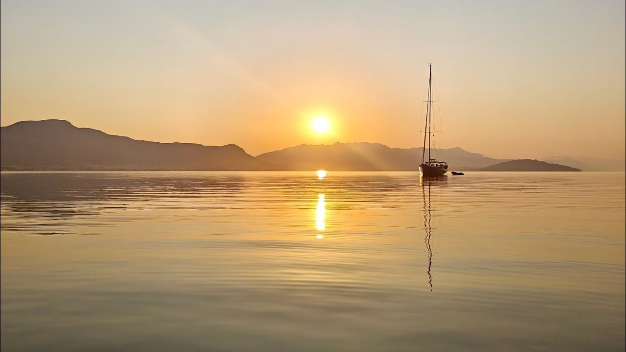 Motoring Across the Adriatic on a Solar Powered Yacht, AT NIGHT!