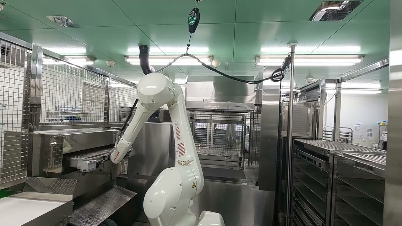 セントラルキッチン、厨房作業を自動化、省力化、省人化して生産性向上を達成