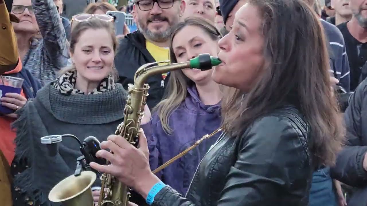 Vanessa Collier - Love Me LIke A Man, Wireless Audience Walk - NY Blues Fest - Syracuse 2022