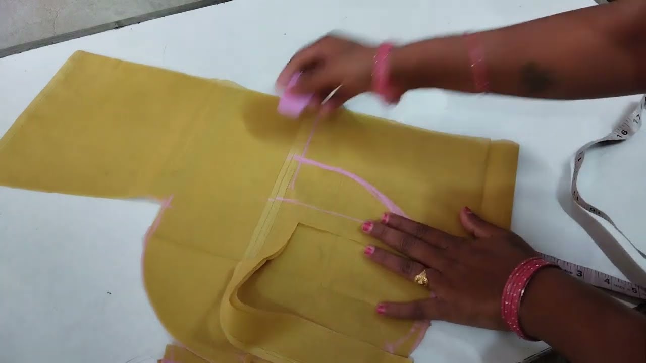 36 size blouse cutting karne ka Aasan tarika is tarike se cutting karne per shoulder Nahin girega