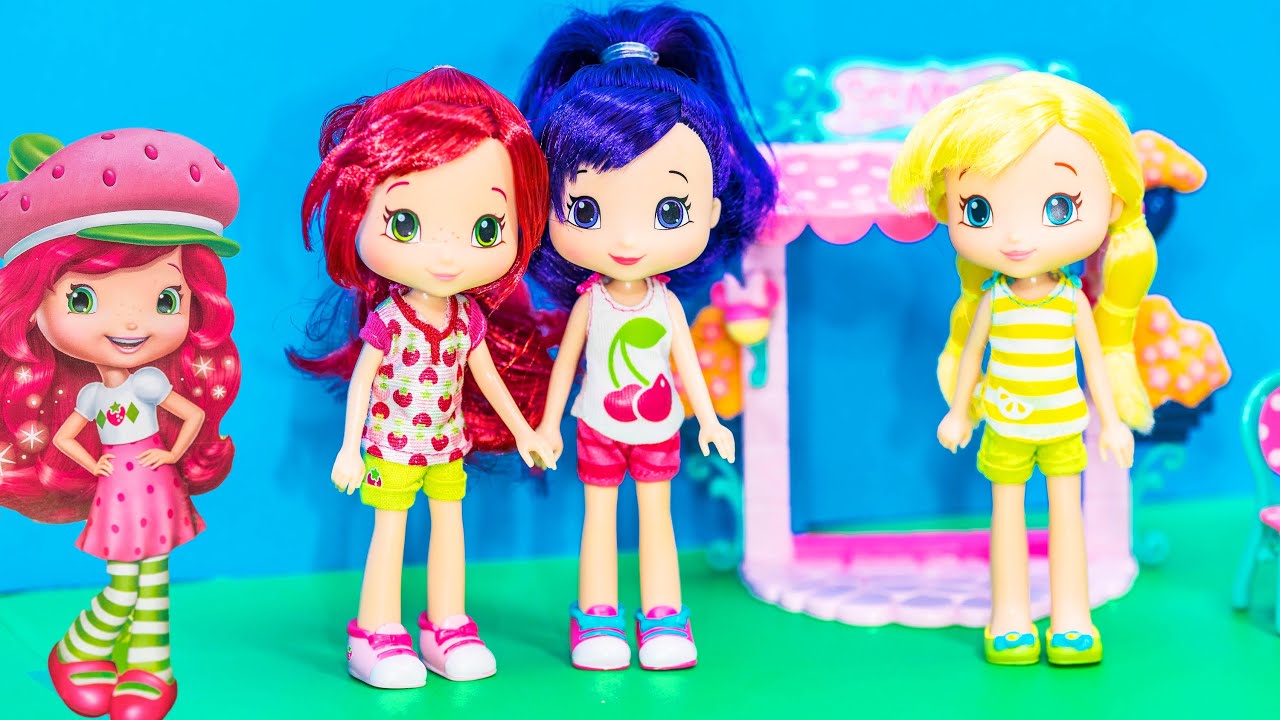 Unboxing the STRAWBERRY SHORTCAKE Berry Best Friends Toy Set