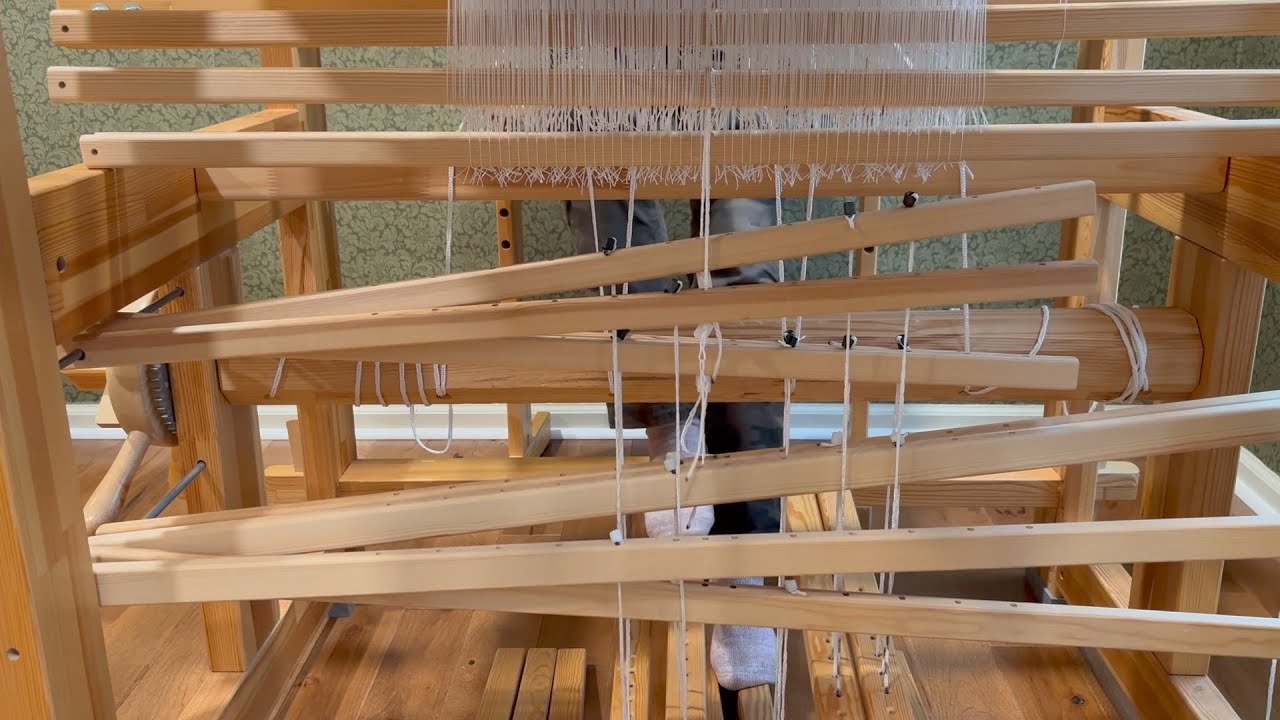 Stress-Free Lower Tie-Ups on the Drawloom