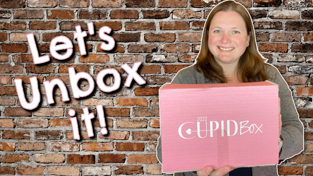 The Cupid Box 2022 | Fat Quarter Shop Quilt Box