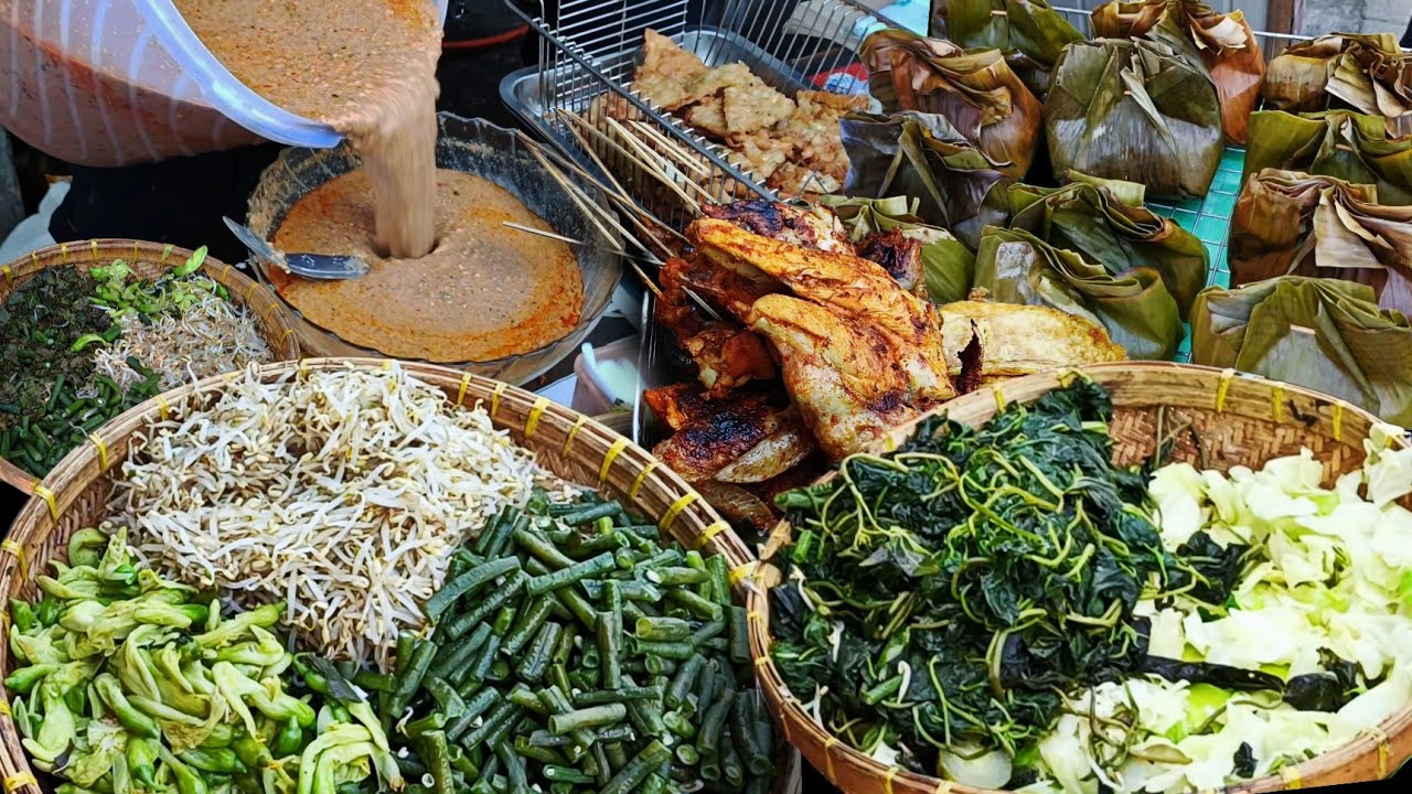 CUMA 7 RIBU SEGALA JENIS SAYUR KULUPAN ADA DI SINI TERKOMPLIT SE INDONESIA - Pecel Khas Bojonegoro