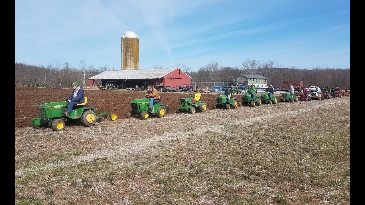 День снегоочистителя в Пенсильвании 2018 — лучшие моменты от «отряда John Deere»