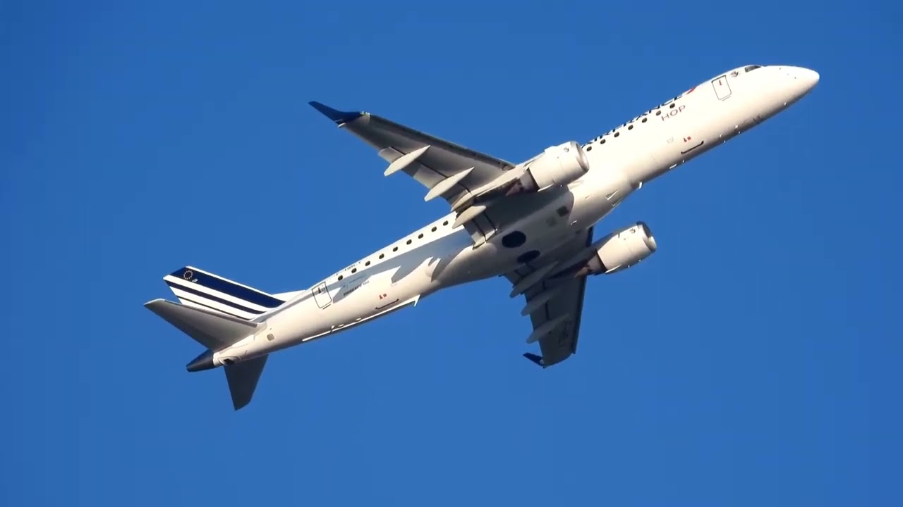 PARIS CDG Airport | Winter Takeoffs: Boeing 787 Dreamliner, A220, A320 (Dec 2025)