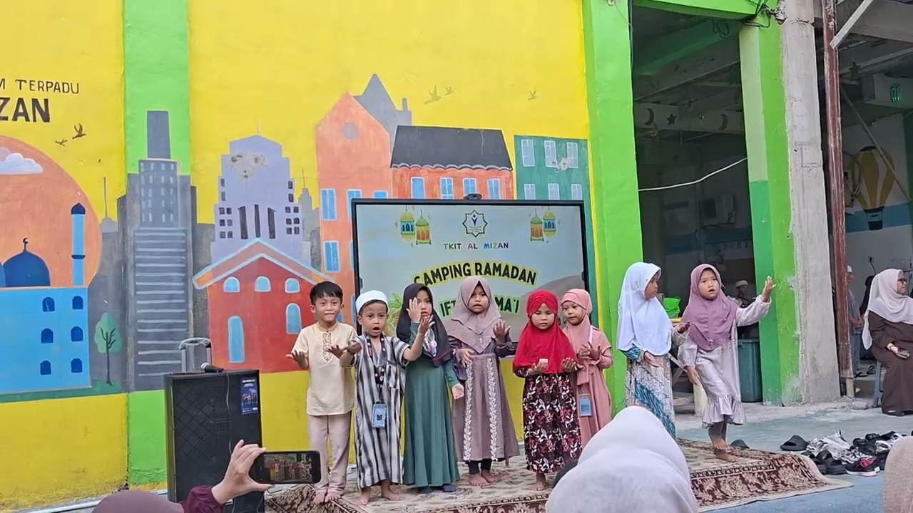 Perform di acara camping Ramadhan